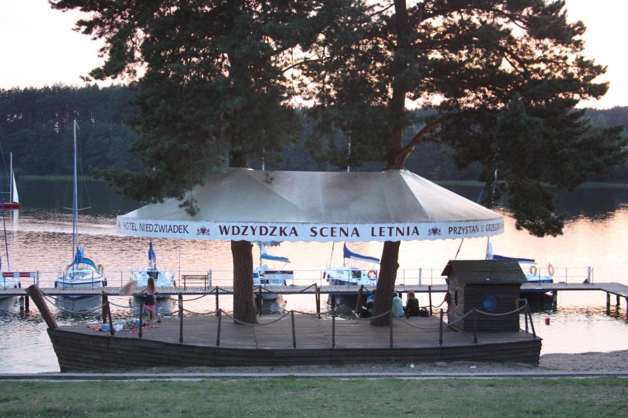 Hotel Niedzwiadek Wdzydze Kiszewskie Bagian luar foto