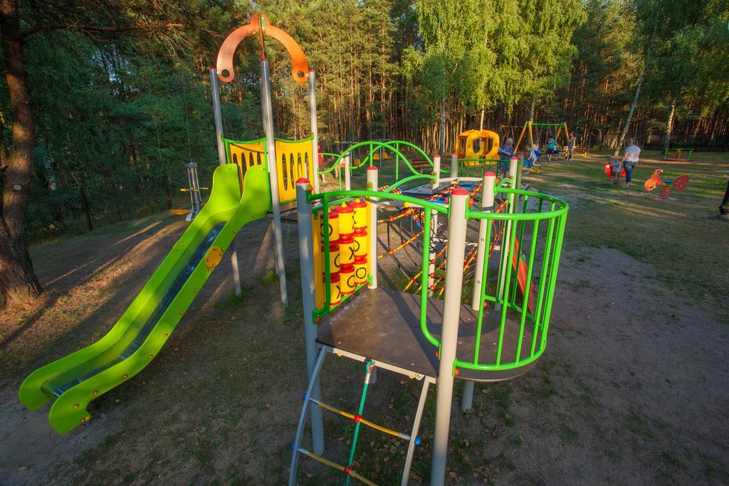 Hotel Niedzwiadek Wdzydze Kiszewskie Bagian luar foto
