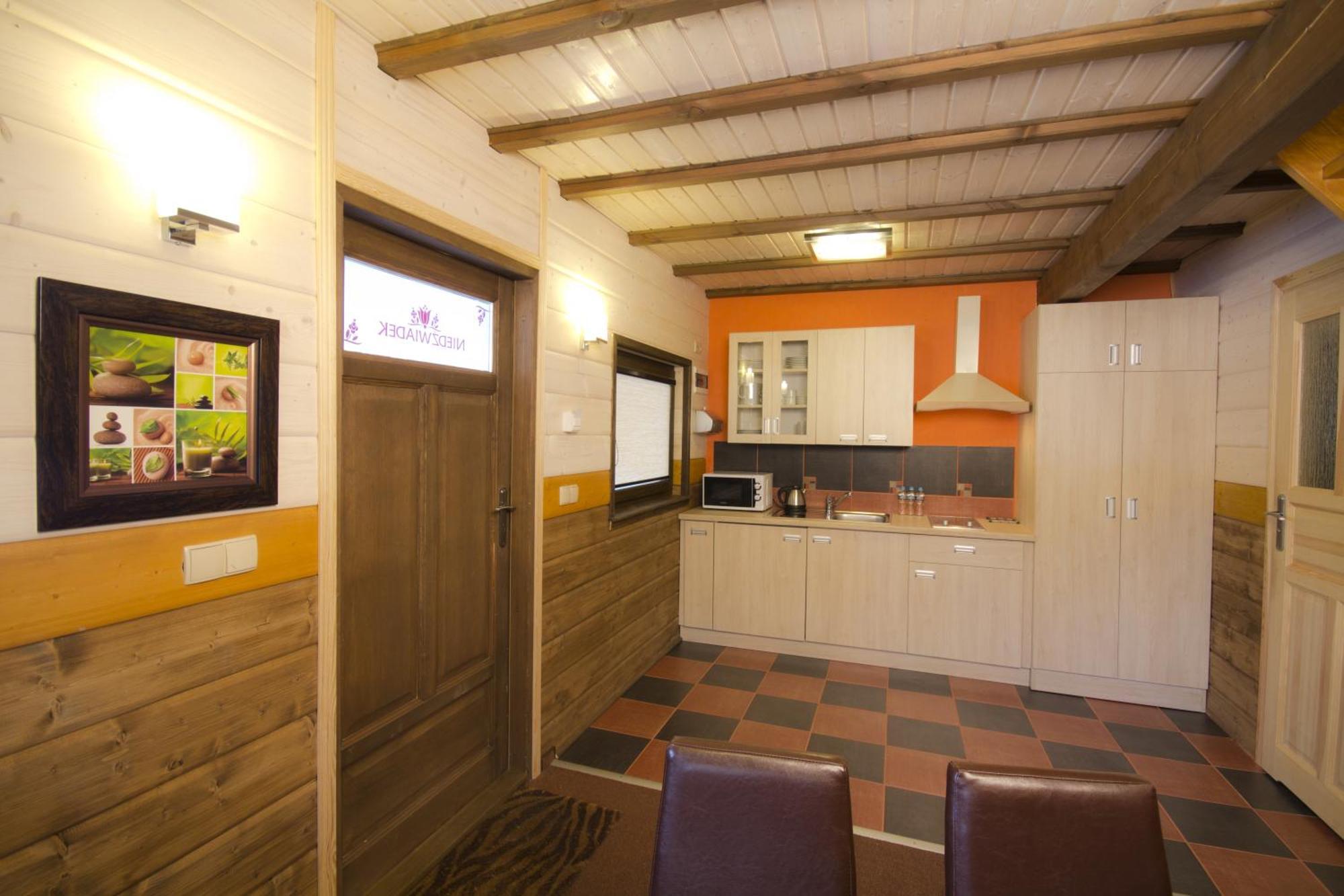 Hotel Niedzwiadek Wdzydze Kiszewskie Ruang foto