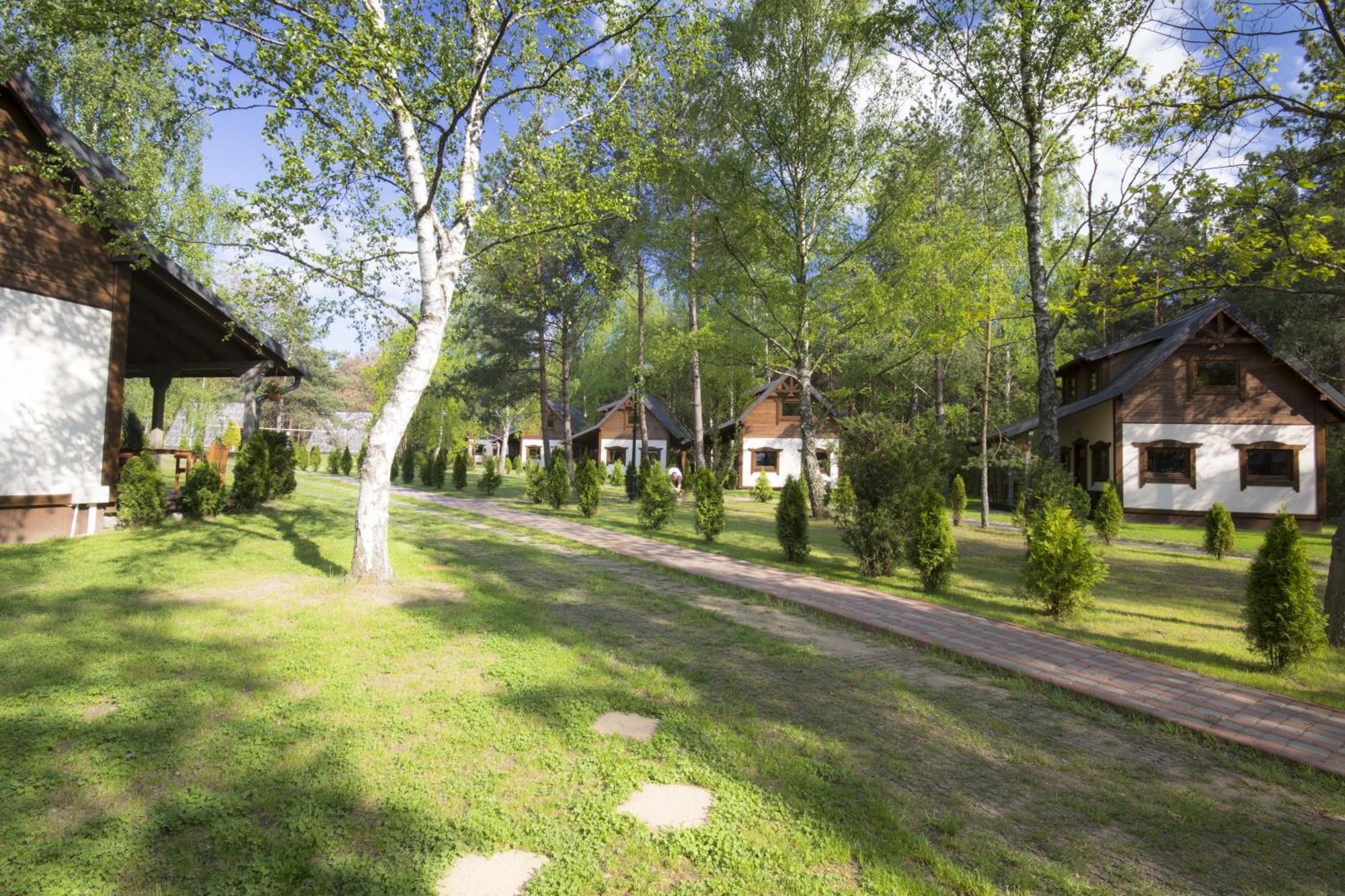 Hotel Niedzwiadek Wdzydze Kiszewskie Ruang foto