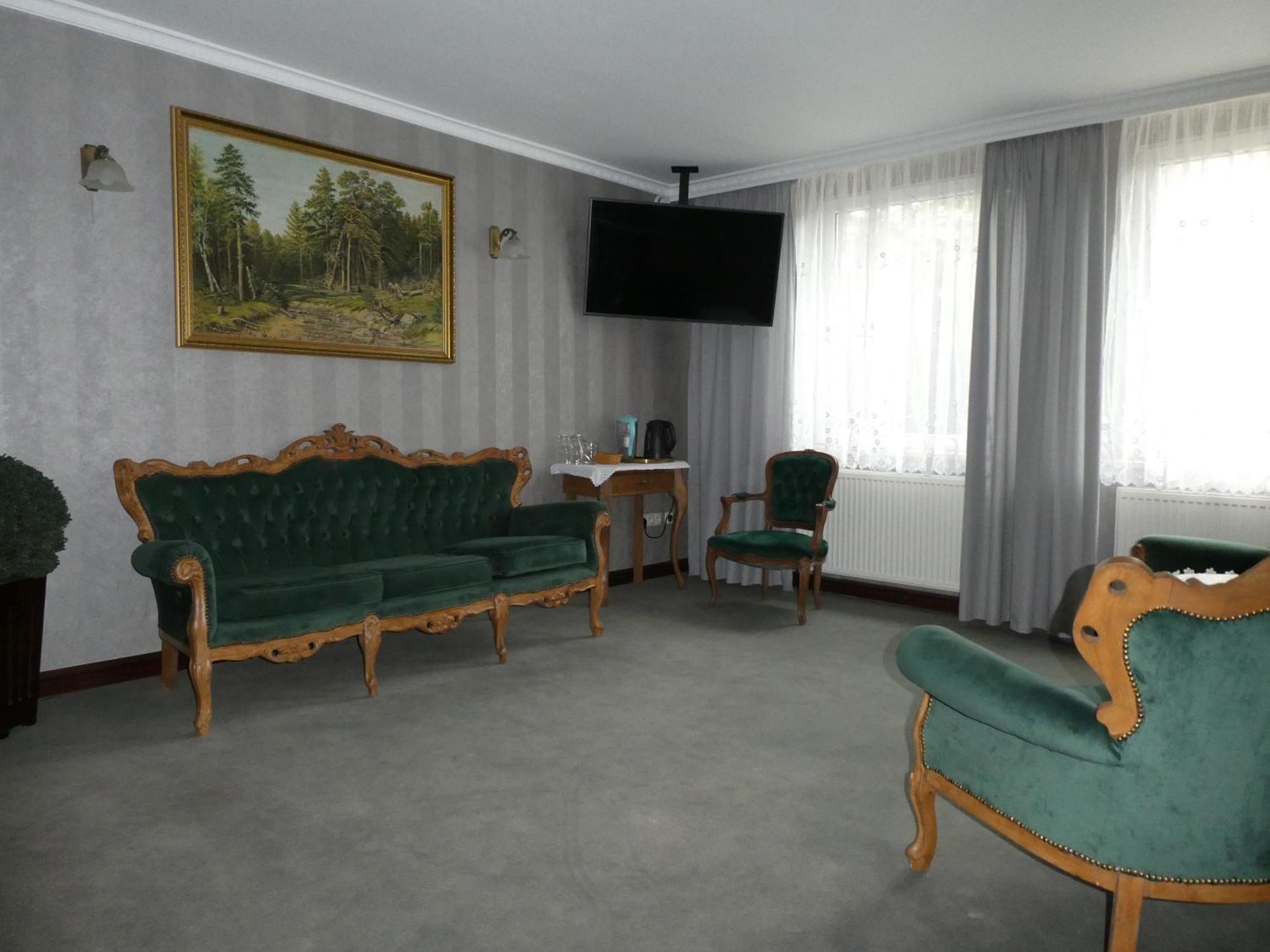 Hotel Niedzwiadek Wdzydze Kiszewskie Bagian luar foto