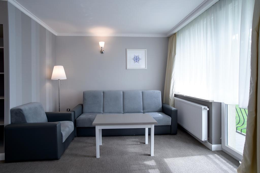 Hotel Niedzwiadek Wdzydze Kiszewskie Bagian luar foto